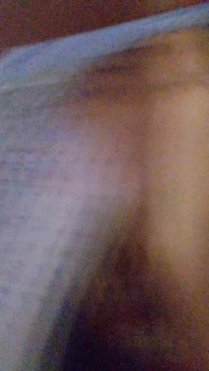 моя сестра которая из канала мне помогает делать дз канал Арина еся и еври