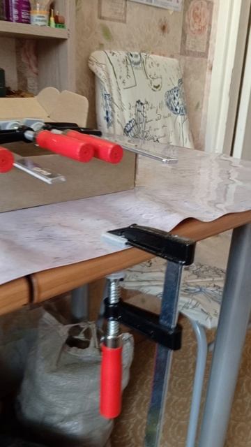 F– образная струбцина из Вайлдберриз.