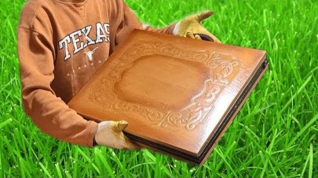 Шикарная идея из дверок от старого шкафа смотреть онлайн