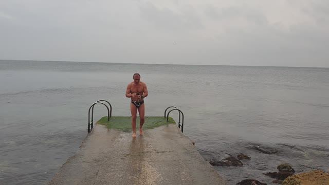 31.10.20.г + через год