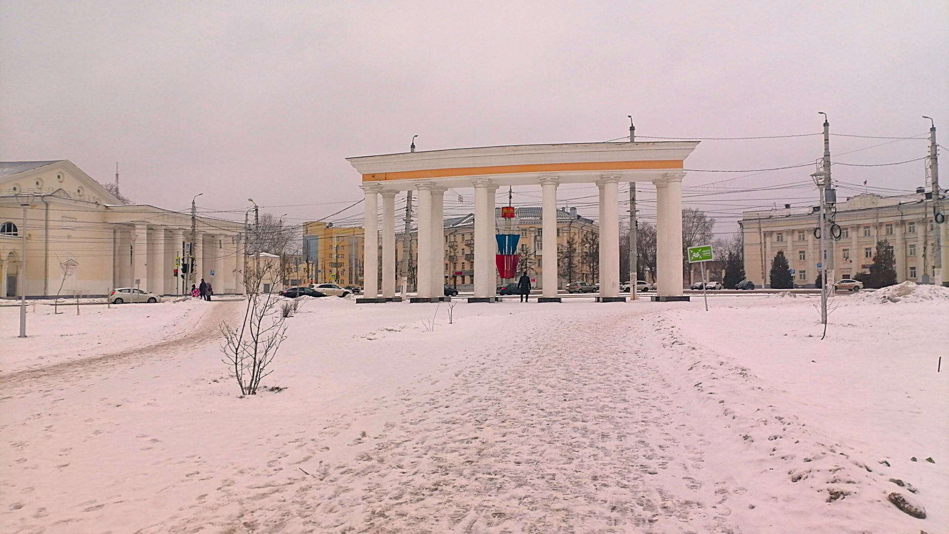 Площадь Гагарина и ТЦ «Рио». Эпизод первый смотреть онлайн