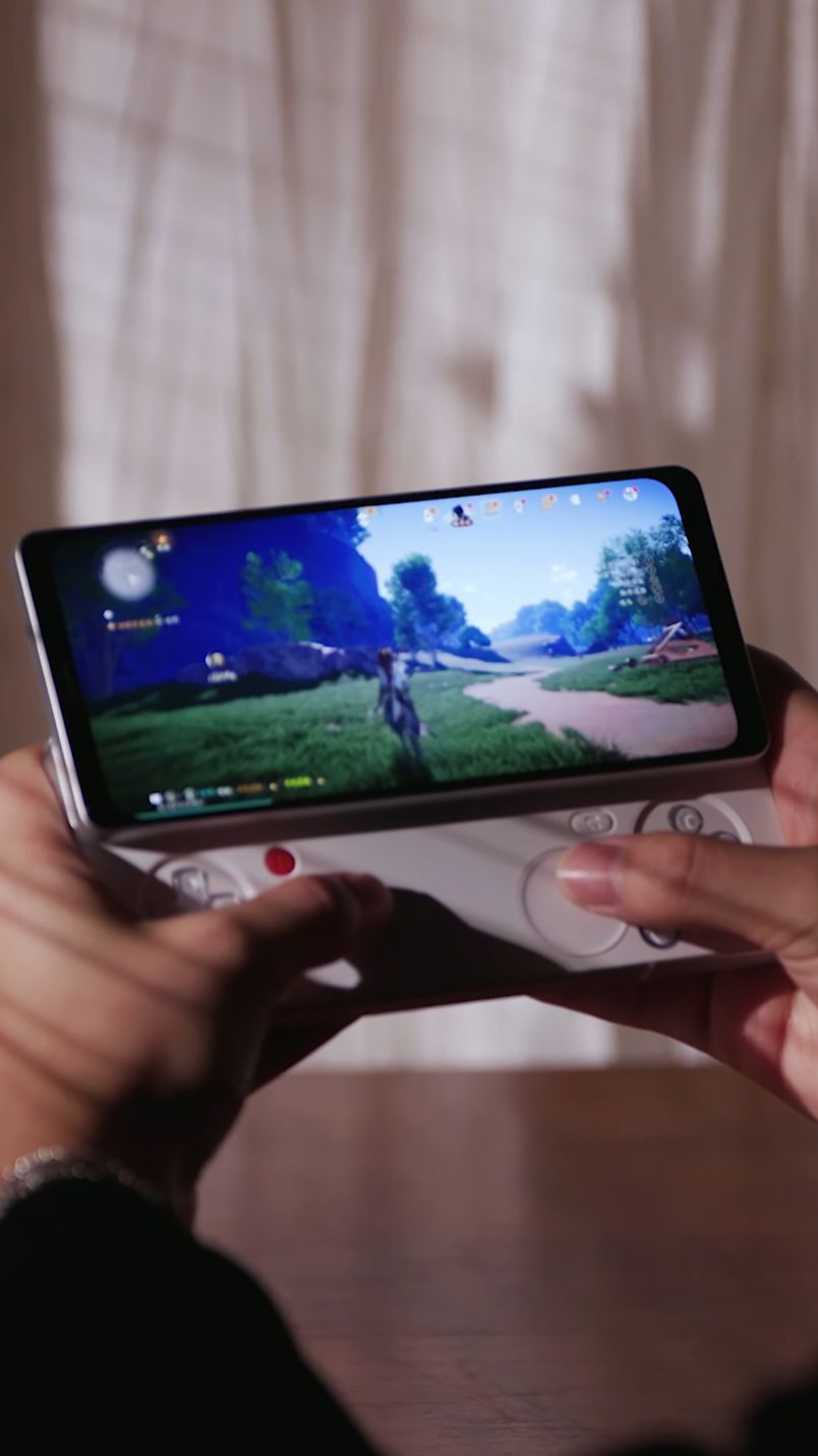 Ayaneo Pocket Play - Да💥 Первое знакомство с уникальным Слайдером из поднебесной #AyaneoPocketPlay смотреть онлайн