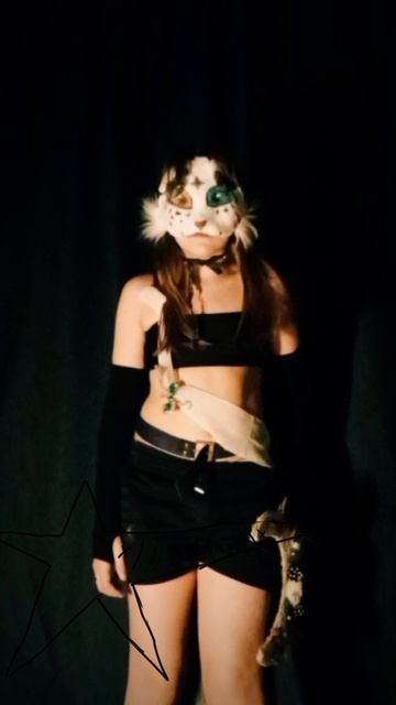 Cleopatra//×𝕄𝕠𝕠𝕟𝕃𝕚𝕘𝕙𝕥×\ смотреть онлайн