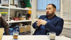 Тизер первого выпуска "Без петличек"