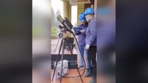 В Китае начали экспериментально обрезать деревья с использованием лазеров.