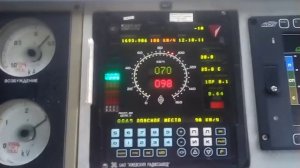 Красивые виды из кабины машиниста поезда.