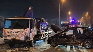 Трое молодых людей погибли в ДТП с грузовиком в Иркутске