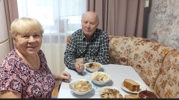 Жизнь в деревне 🏡 // хроника дня // забытые горшочки //