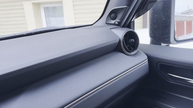 Круглые дефлекторы на Ленд Крузер 250 традиция смотреть онлайн