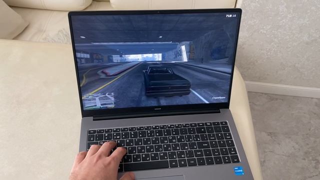 Honor MagicBook 16 2025