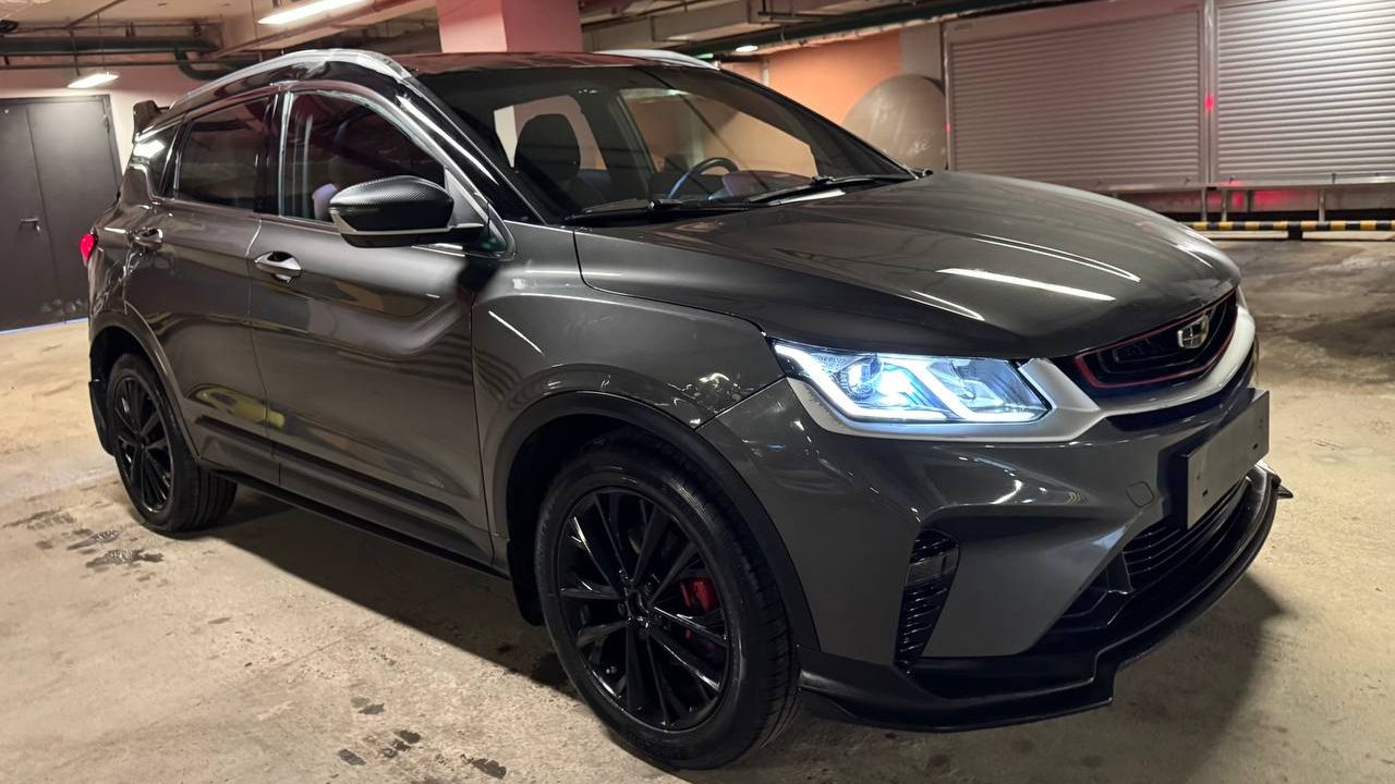 Geely Coolray; 1.5 АT; 2023; Серый смотреть онлайн