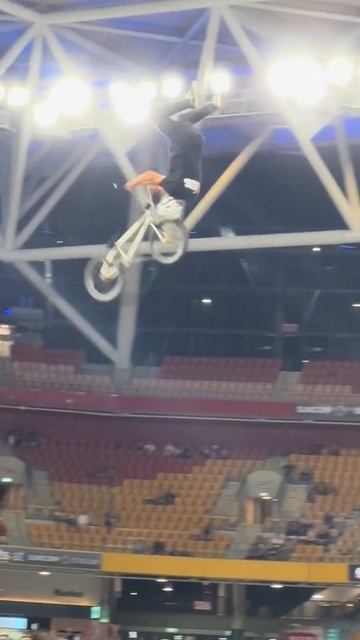 Велотрюк смотреть онлайн