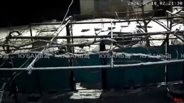 Грохот и тряска: момент землетрясения в Новороссийске и Анапе сняли на видео