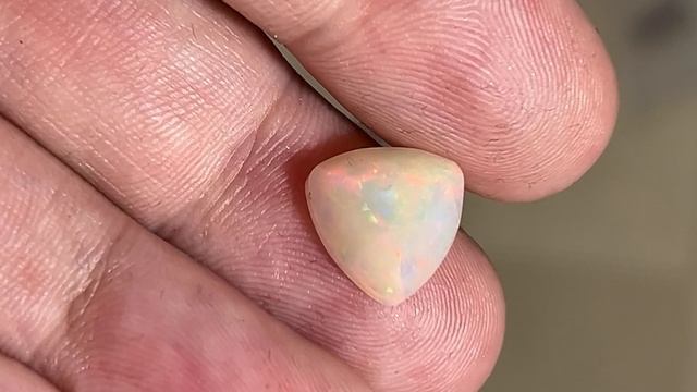 Эфиопский WELO Опал 2,97 карат смотреть онлайн