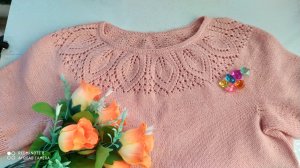 КОФТА СПИЦАМИ -КРУГЛАЯ КОКЕТКА  "ЛИСТЬЯ "