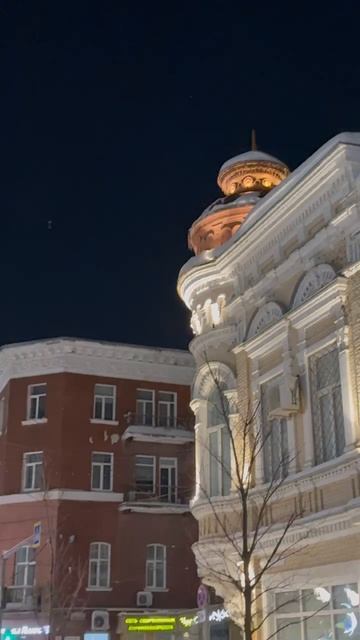 ... И возвысился над мишурой? смотреть онлайн