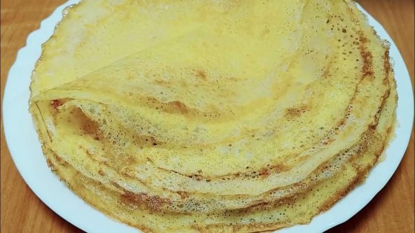 Крахмальные блины на молоке - рецепт на Eda.video