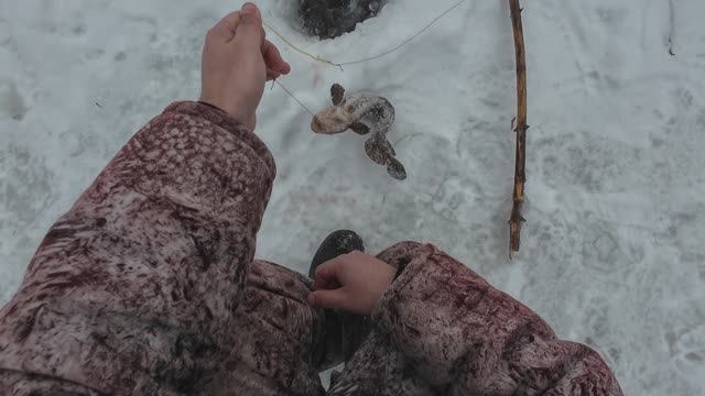 Проверка крючков на налима 7 и 8 февраля 2026. смотреть онлайн