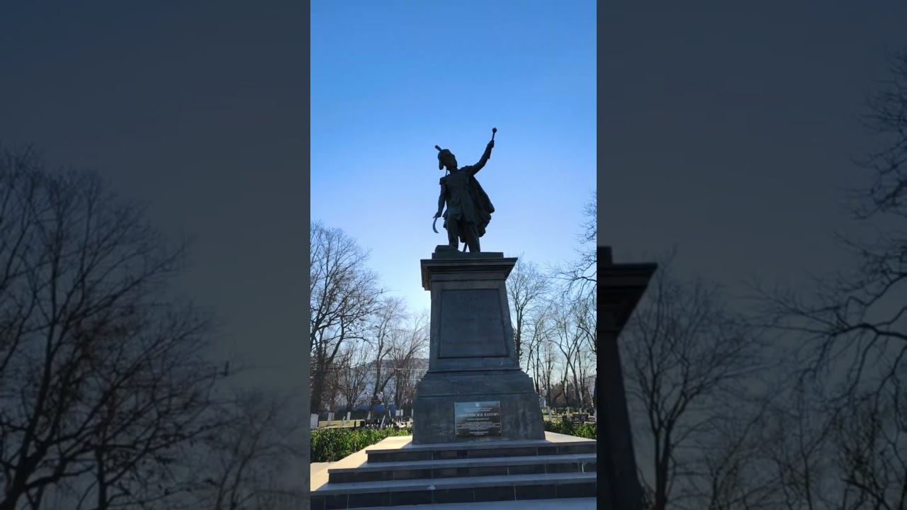 Памятник атаману Платову в Новочеркасске! Памятник Атаман