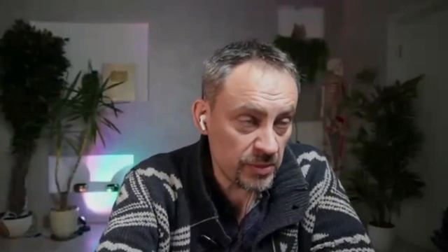 Я смотрю на некоторых массажистов — и волосы встают дыбом на самых неприличных местах😱 смотреть онлайн