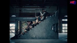 ARIANA GRANDE — YES, AND?