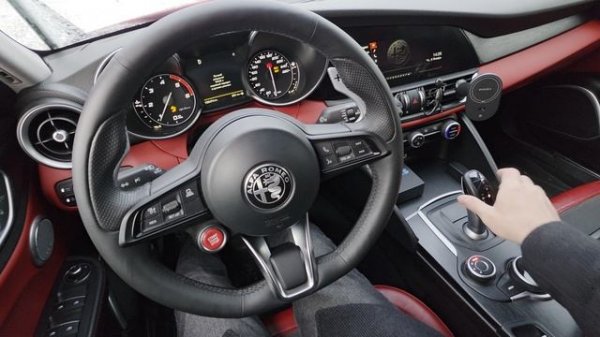 Race через гибридный Прокси, на Alfa Romeo Giulia и Stelvio