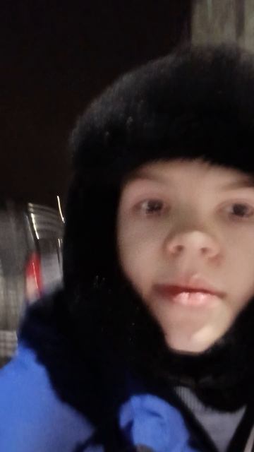 Мы с мамой идём домой
