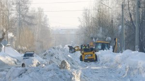 Как дорожные службы справляются с последствиями снегопадов в Серовском округе
