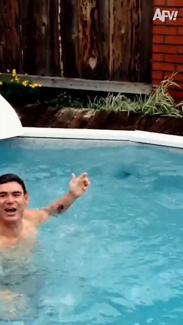 Who's ready for summer already смотреть онлайн