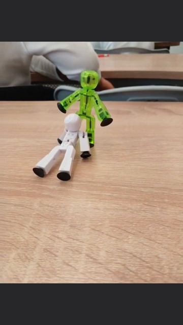 Когда толкаешь камень