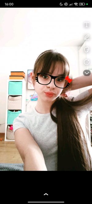 приветик Я Ника как дела пишите