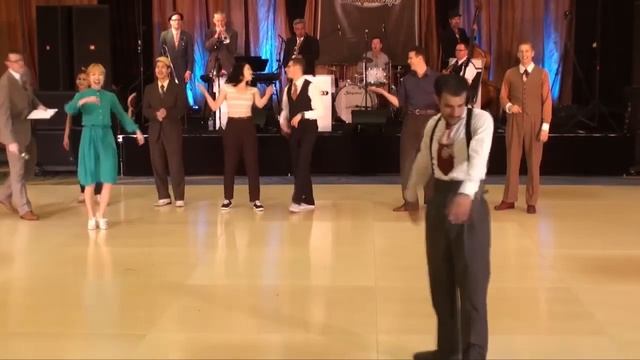 Варвара жарит кур а Боря курит дурь