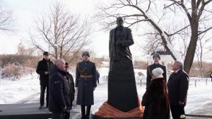 В Москве открыли памятник легендарному разведчику Алексею Ботяну.