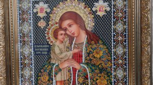 ИКОНЫ ВЫШИТЫЕ ХРУСТАЛЁМ И КАМЕНЬЯМИ. 
ОБЗОР ГОТОВЫХ РАБОТ.