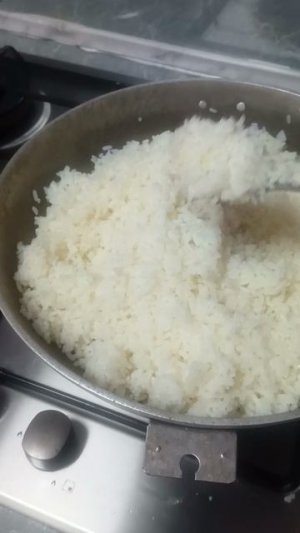 Плов из куриного филе и курагой