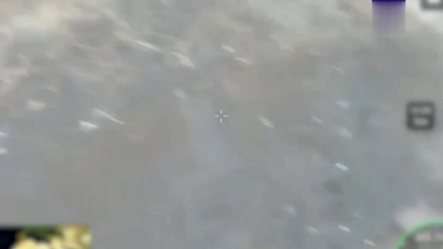 Танк АБРАМС с колючками.