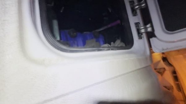 -20 автономка сдохла, мерс не греет 😳