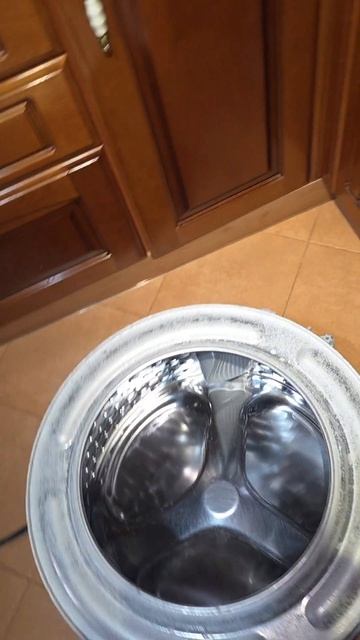 Замена подшипников встраиваемой машинке Bosch — непростой ремонт. смотреть онлайн