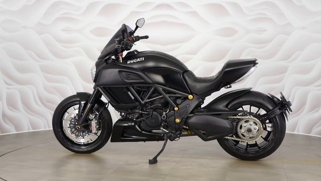 Ducati Diavel vin ZDMG105JAFB028271 смотреть онлайн