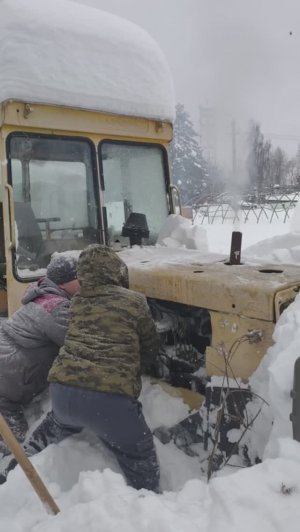 РЕАЛЬНО ЛИ ЗАВЕСТИ ТРАКТОР ДТ-75 ЗИМОЙ, КОТОРЫЙ СТОЯЛ ДВА ГОДА!
