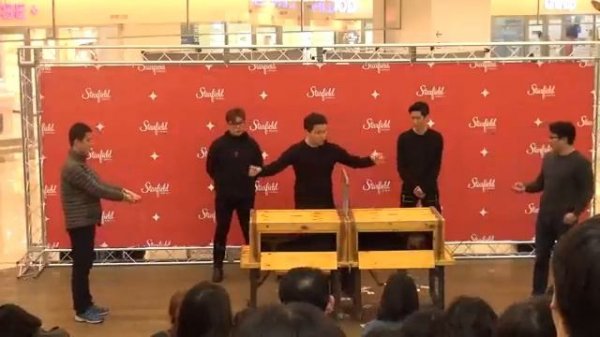 미녀 절단 마술