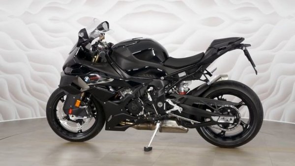 BMW S 1000 RR vin WB10P2108S6L38023