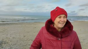 Анапа. 18.01.2024. Сегодня выходной. Приехала к нам гостья. Мы на море. Сильный ветер. Жду на эфире.