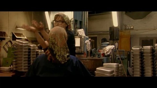 Танцующая в темноте - Dancer in the Dark (2000) трейлер - pretty-random-movies.ru