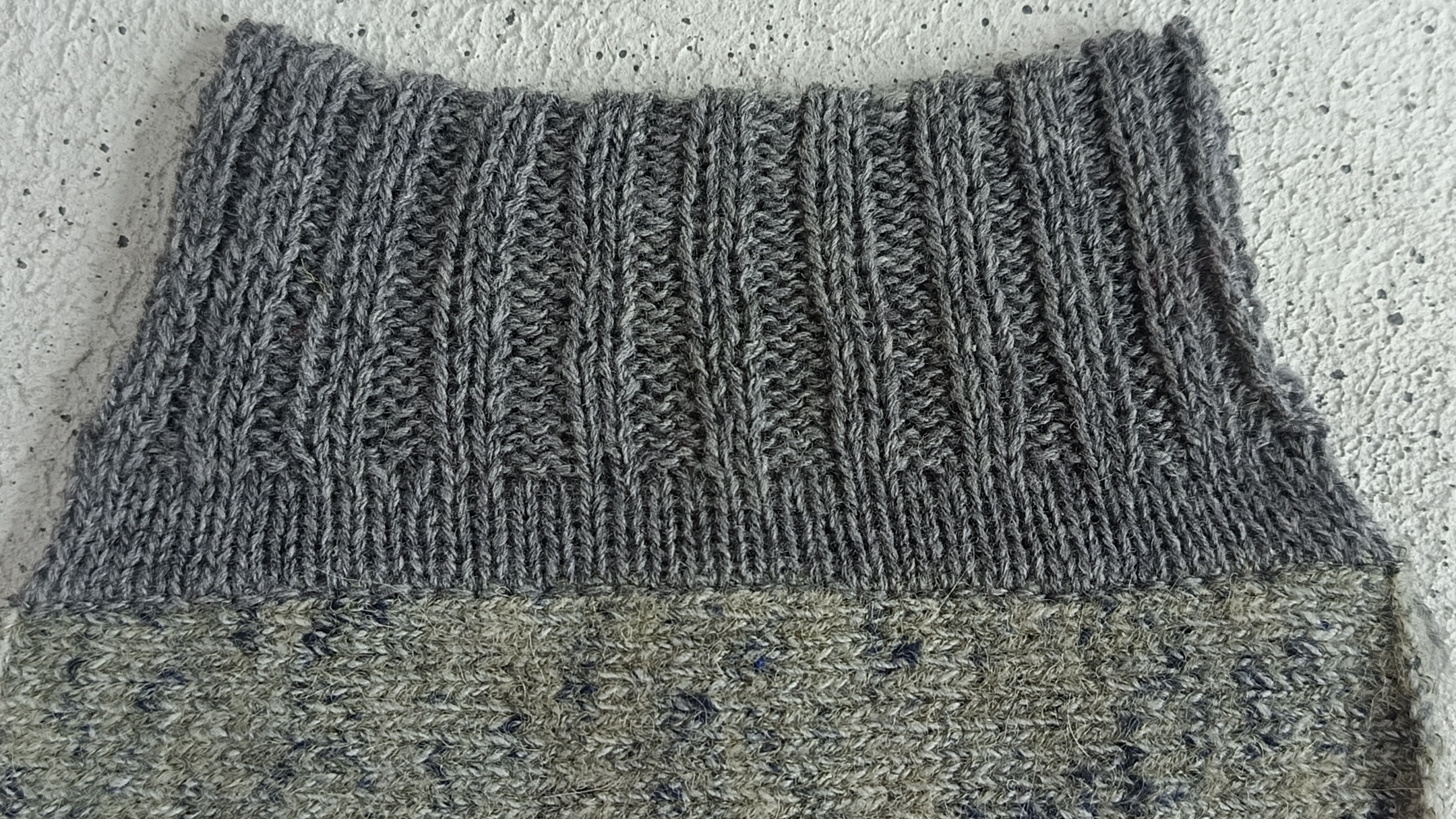 Воротник двойной резинкой на вязальной машине смотреть онлайн