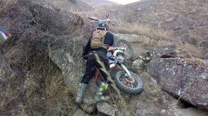 Эндуро по камням на КТМ ЕХС 200
