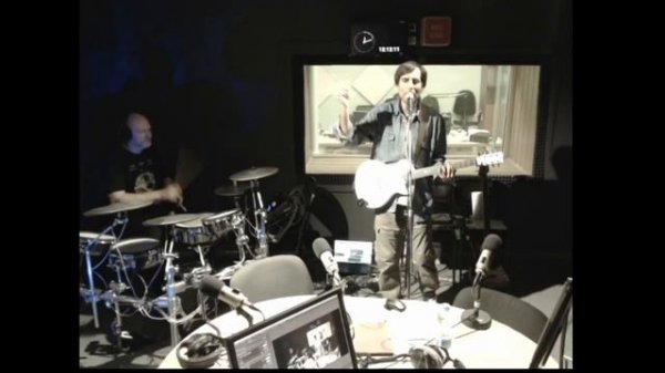 Магнитная Аномалия - Давай побудем вдвоём (live радио Маяк)Давай побудем вдвоём