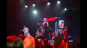 Алиса Буслова отпраздновала 15-летие первым сольным концертом