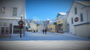 Остров Макино зимой Виды на центр города и расслабляющая снежная зимняя сцена в формате 4K Естествен