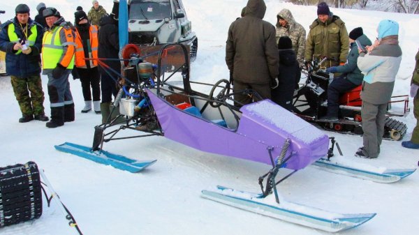 Аэросани, с приводом на все 4-ре лыжи